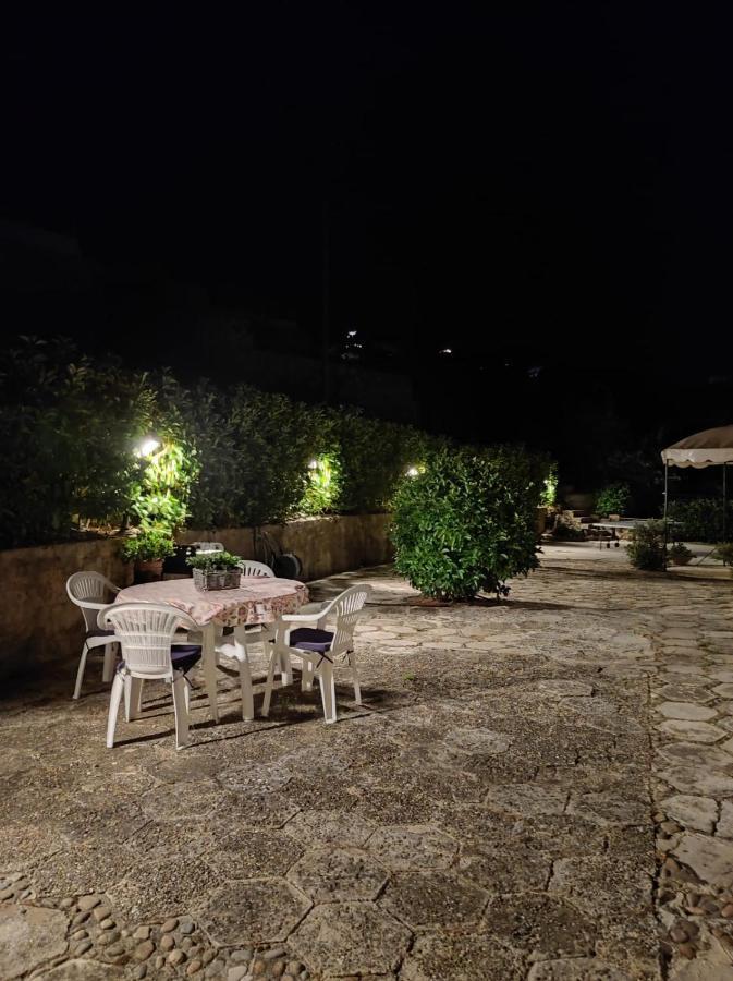 Villa Bouganvilla Чефалу Экстерьер фото