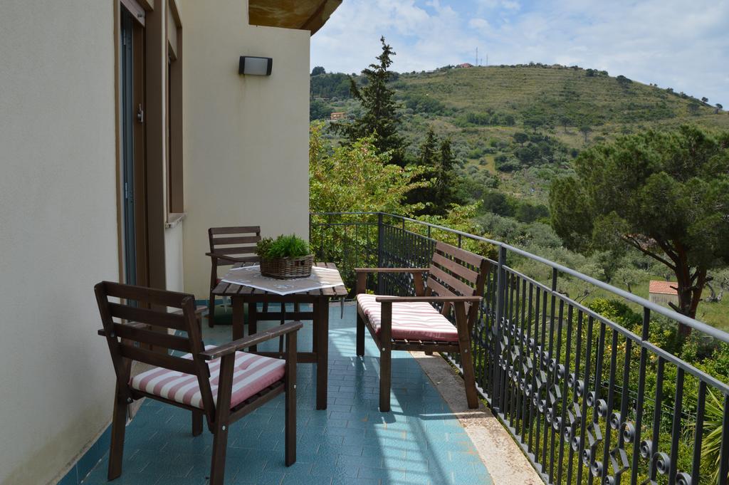 Villa Bouganvilla Чефалу Экстерьер фото